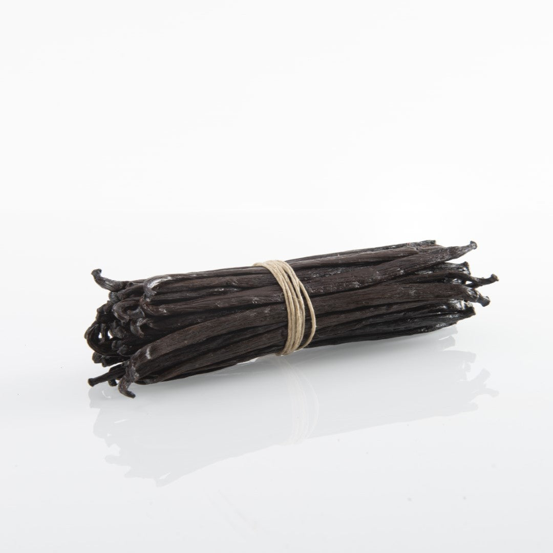 Organic Madagascar Bourbon Vanilla Pods 8 oz (226.8 g) in vacuum bag